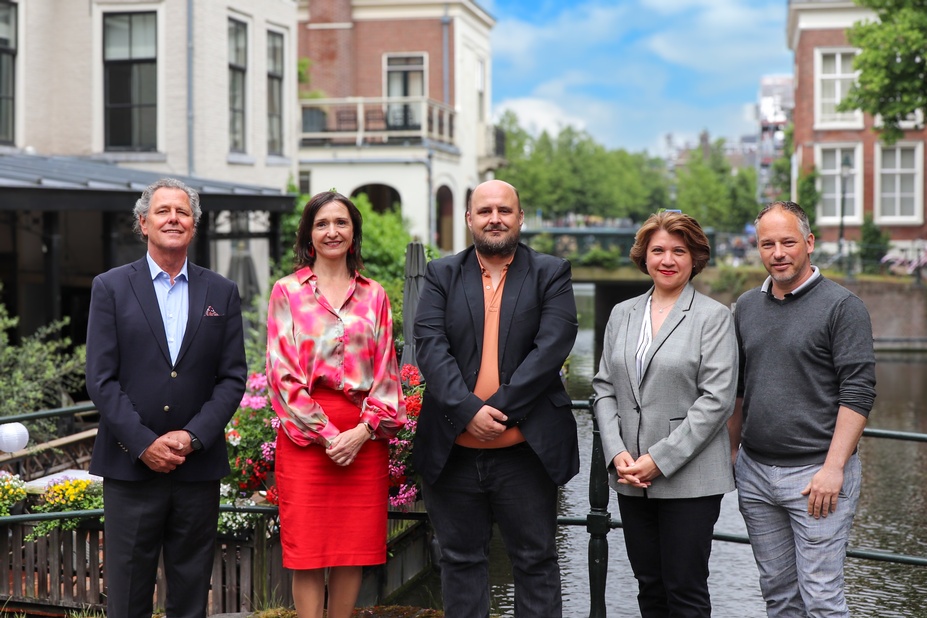 V.l.n.r.: Handelsraad Michael Spalek, Projectmanager Martina Eicher, Projectmanager Andreas Rodler, Projectmanager Bettina Theresia Lim en Projectmanager Gerolf Frießer © ADVANTAGE AUSTRIA V.l.n.r.: Handelsraad Michael Spalek, Projectmanager Martina Eicher, Projectmanager Andreas Rodler, Projectmanager Bettina Theresia Lim en Projectmanager Gerolf Frießer © ADVANTAGE AUSTRIA